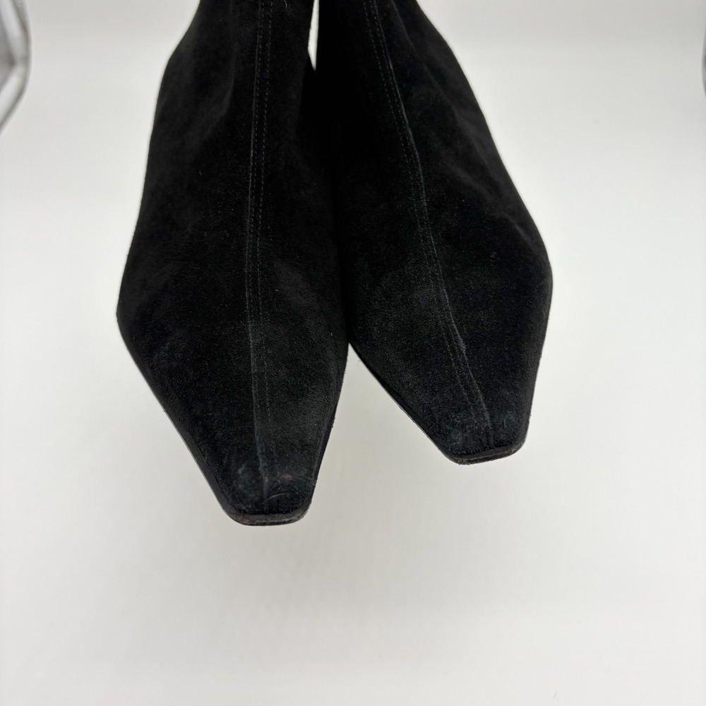 VTG COACH Black Suede Kitten Heel Ankle Boots Floral Accents 9.5 Point Toe Y2K - Picture 2 of 8